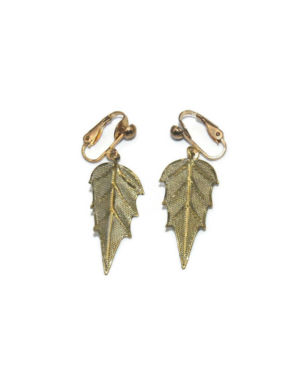 Vintage Textured Gold Tone Leaf Dangle Clip on Earrings.